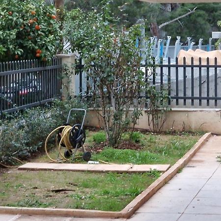 A Cozy Affordable Place At Voula Atene Esterno foto